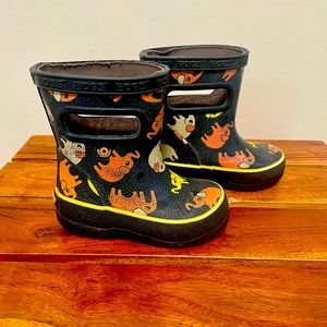 Bogs Boots Toddler size 4